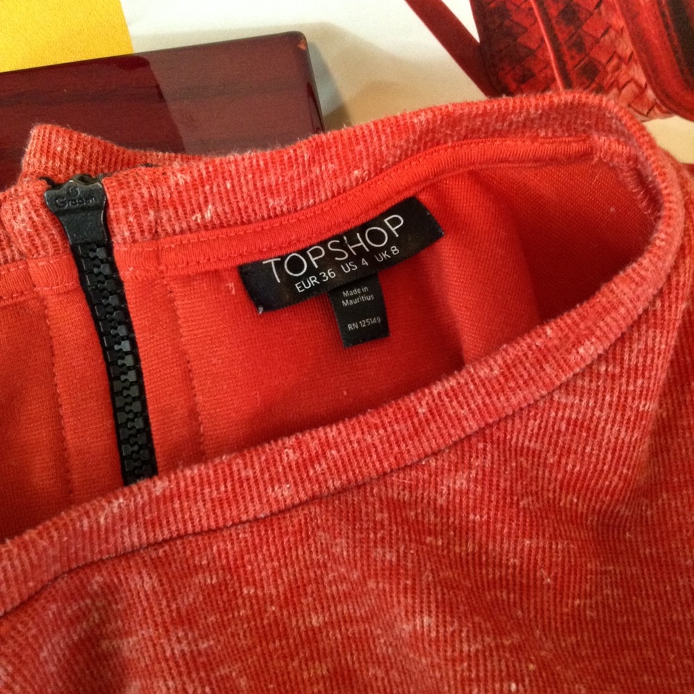 ⬇️TOPSHOP TOP - Picture 3 of 3